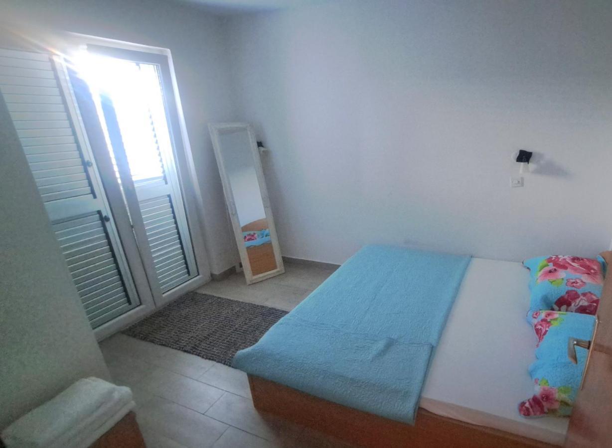 Apartment Gajac C72 Новаля Екстериор снимка