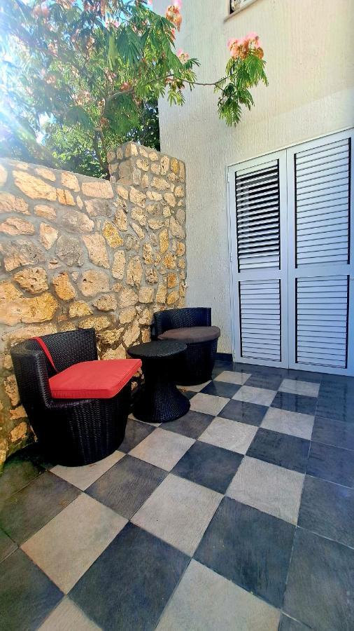 Apartment Gajac C72 Новаля Екстериор снимка