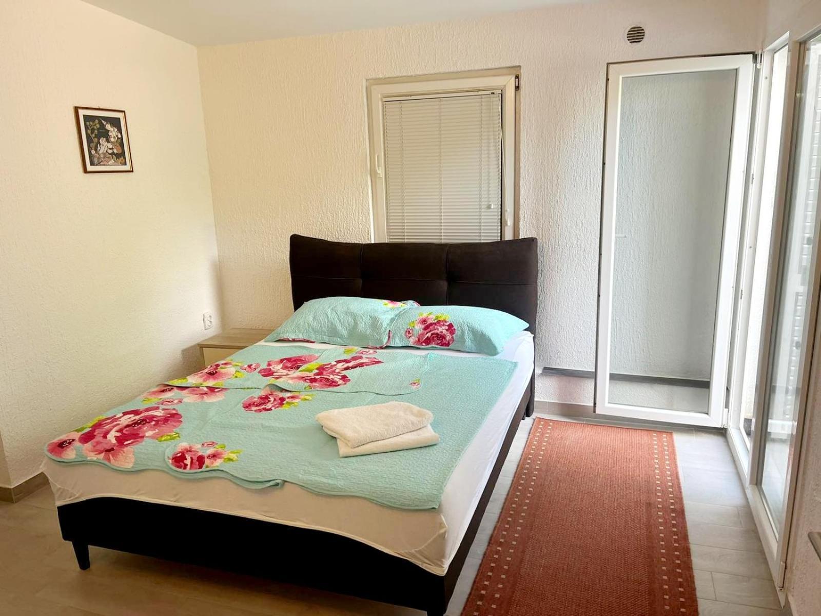 Apartment Gajac C72 Новаля Екстериор снимка